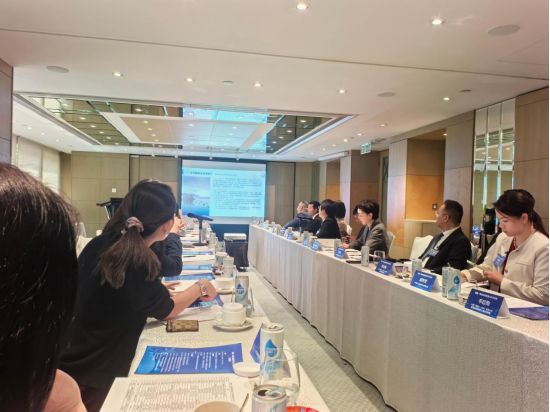 云仓酒庄出席海南—香港金融产业合作交流会(图2)